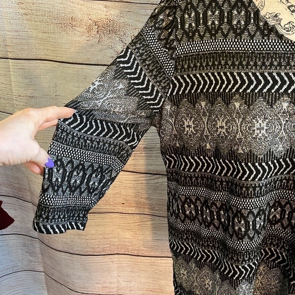 Chico’s Glittery Black Top Metallic 3/4 Sleeves Chicos 3 = XL Silver - Picture 3 of 9